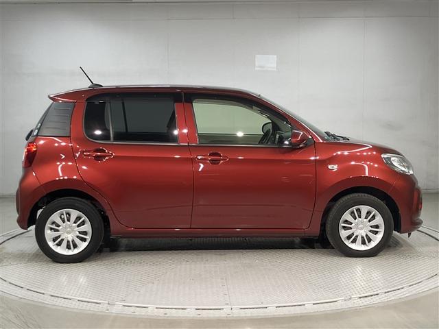 パッソ X LパッケージS スマートキ 助手席エアバック フルセグテレビ Bカメラ 横滑り防止 i-stop LEDヘッドライト 盗難防止システム オートエアコン AUX エアバック キーレスエントリー ナビTV メモリナビ(3枚目)