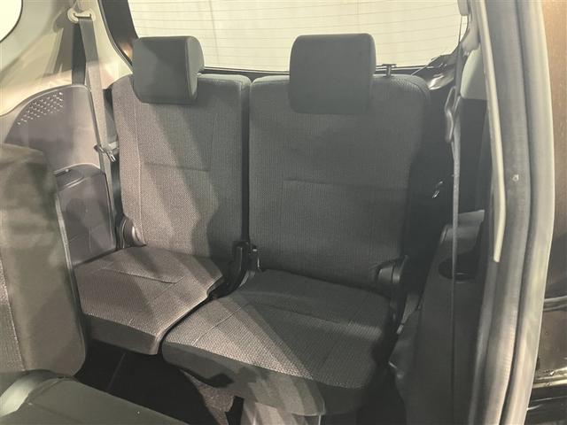 シエンタ ハイブリッドＸ　メディアプレイヤー接続　スマートキー＆プッシュスタート　キーフリー　イモビライザー　パワステ　フルオートエアコン　パワーウィンドウ　Ｗエアバッグ　ワンセグ　ＥＴＣ車載器　ナビ＆ＴＶ　運転席エアバック（15枚目）