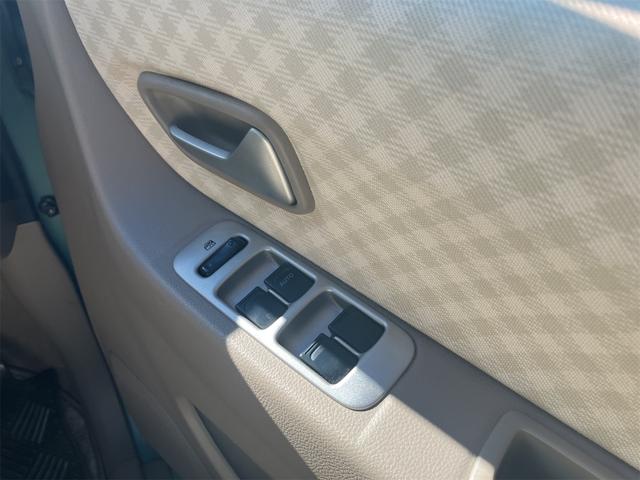 ���D�݂̂P������q�l���g�̖ڂł��I�щ������B�ԗ��ɂ���Ă̕Ȃ�����͐�C�̃X�^�b�t�܂ł��C�y�ɂ����k�������B���q�l�̃j�[�Y�ɂ������o����悤�w�߂ĎQ��܂��I