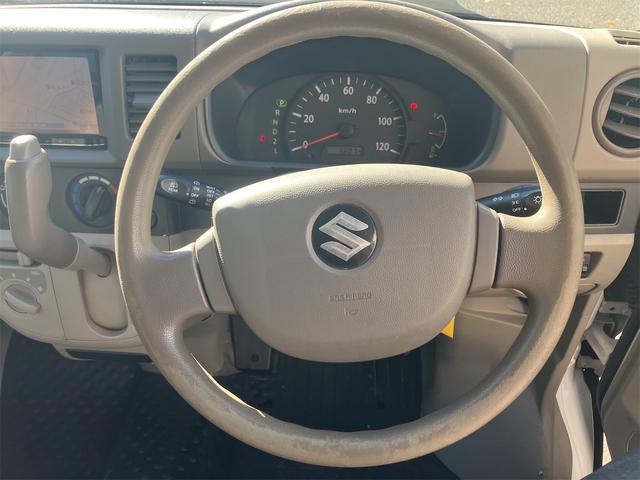 エブリイ ＰＣ　エアコン　パワーウィンドウ　パワーステアリング　運転席エアバック　助手席エアバック　盗難防止システム　ナビ　衝突安全ボディ（8枚目）