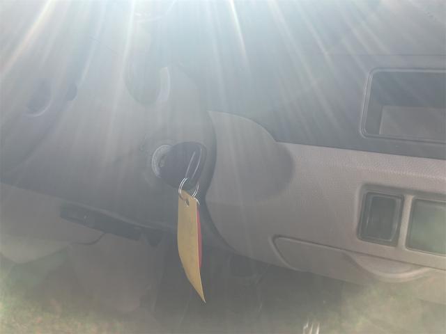 エブリイ ＰＣ　エアコン　パワーウィンドウ　パワーステアリング　運転席エアバック　助手席エアバック　盗難防止システム　ナビ　衝突安全ボディ（14枚目）