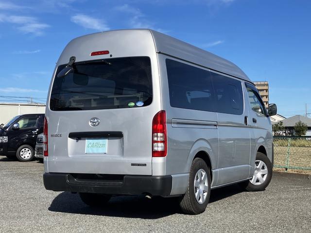 ハイエースバン パワーゲート 1年保証 1オーナー 整備記録18枚 ラッシング 5ドア 3人乗り キーレス ETC カロッツェリア製ナビ バックカメラ DVD/CD/SD(7枚目)