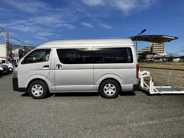 ハイエースバン パワーゲート 1年保証 1オーナー 整備記録18枚 ラッシング 5ドア 3人乗り キーレス ETC カロッツェリア製ナビ バックカメラ DVD/CD/SD(8枚目)