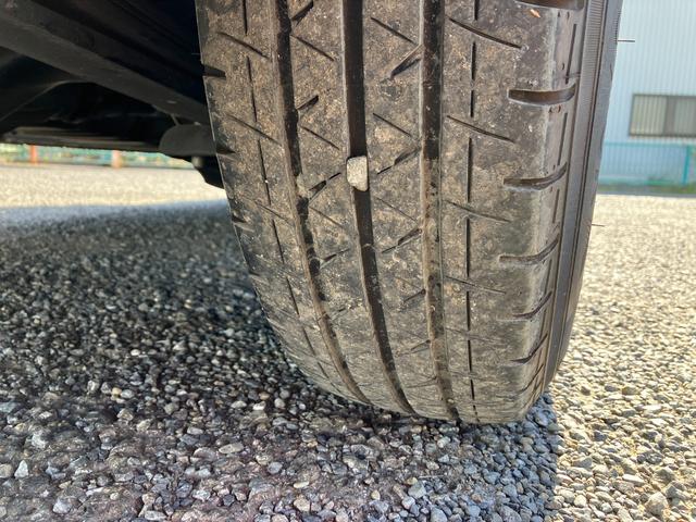 ハイエースバン パワーゲート 1年保証 1オーナー 整備記録18枚 ラッシング 5ドア 3人乗り キーレス ETC カロッツェリア製ナビ バックカメラ DVD/CD/SD(19枚目)