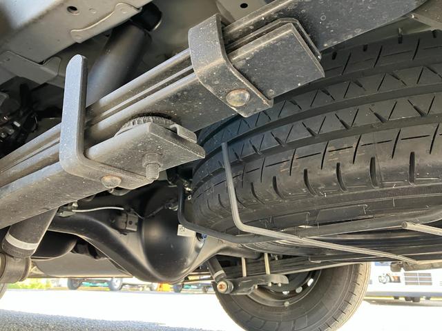 ハイエースバン パワーゲート 1年保証 1オーナー 整備記録18枚 ラッシング 5ドア 3人乗り キーレス ETC カロッツェリア製ナビ バックカメラ DVD/CD/SD(22枚目)