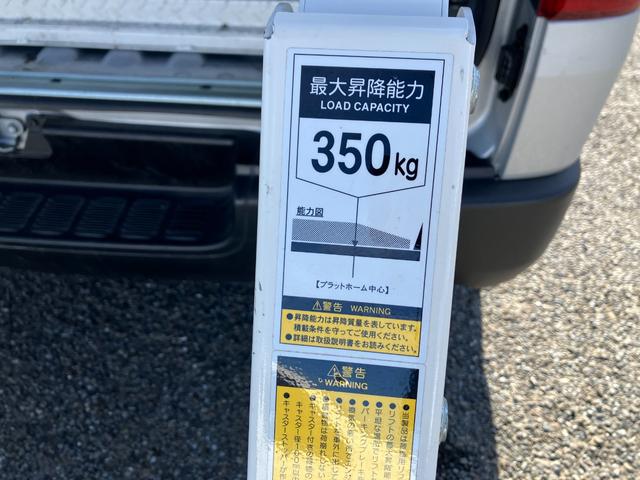 ハイエースバン パワーゲート 1年保証 1オーナー 整備記録18枚 ラッシング 5ドア 3人乗り キーレス ETC カロッツェリア製ナビ バックカメラ DVD/CD/SD(34枚目)