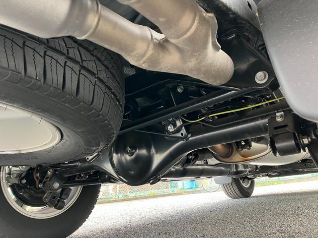 ランドクルーザープラド ＴＸ　Ｌパッケージ　オプション合計９６１，２００円　Ｔコネクトナビ　スーパーライヴサウンド　マルチモニター　ＢＳＭ　ムーンルーフ　モデリスタフルキット／マフラー　セーフティセンス　カープレイ　本革電動　ベンチレーション（19枚目）