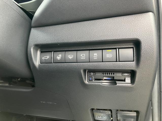 ハリアー Ｚ　レザーパッケージ　１年保証　禁煙　サンルーフ　黒革電動ベンチレーション　カープレイ　デジタルミラー前後ドラレコ　電動リヤゲート　ＥＴＣ２．０　ＪＢＬ　全周囲カメラ　フルセグ　カーテンエアバック　セーフティセンス　ＢＳＭ（11枚目）