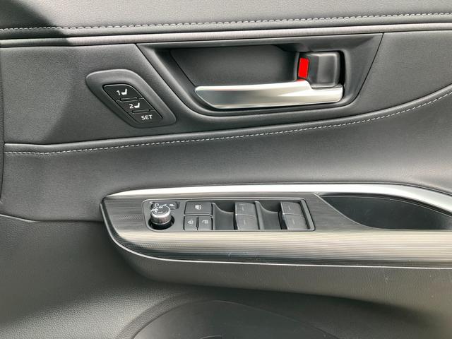 ハリアー Ｚ　レザーパッケージ　１年保証　禁煙　サンルーフ　黒革電動ベンチレーション　カープレイ　デジタルミラー前後ドラレコ　電動リヤゲート　ＥＴＣ２．０　ＪＢＬ　全周囲カメラ　フルセグ　カーテンエアバック　セーフティセンス　ＢＳＭ（28枚目）