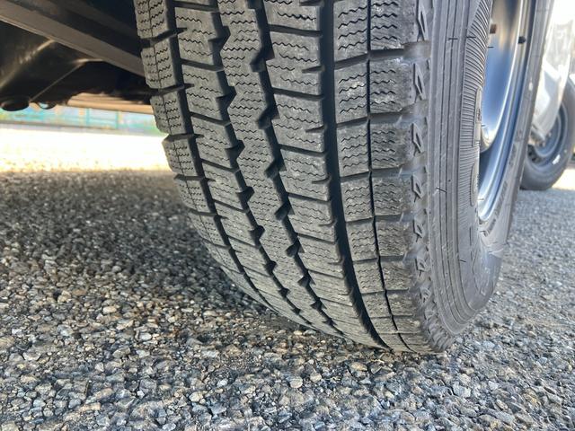 ハイエースバン ロングワイドスーパーＧＬ　１年保証　１オーナー　キャンピングベース車　元公共応急作業車（ＮＴＴ）　４ＷＤ　キーレス　フォグ　オートライト　ＥＴＣ　パナソニック製ナビ　フルセグ　バックカメラ　ＣＤ録音　ＤＶＤ／ＣＤ／ＳＤ（21枚目）