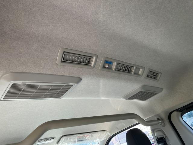 ハイエースバン ロングワイドスーパーＧＬ　１年保証　１オーナー　キャンピングベース車　元公共応急作業車（ＮＴＴ）　４ＷＤ　キーレス　フォグ　オートライト　ＥＴＣ　パナソニック製ナビ　フルセグ　バックカメラ　ＣＤ録音　ＤＶＤ／ＣＤ／ＳＤ（32枚目）