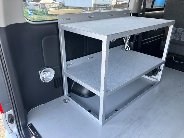 ハイエースバン ロングワイドスーパーＧＬ　１年保証　１オーナー　キャンピングベース車　元公共応急作業車（ＮＴＴ）　４ＷＤ　キーレス　フォグ　オートライト　ＥＴＣ　パナソニック製ナビ　フルセグ　バックカメラ　ＣＤ録音　ＤＶＤ／ＣＤ／ＳＤ（34枚目）