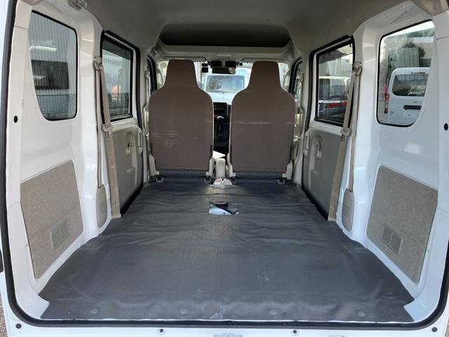 ＮＶ１００クリッパーバン ＤＸ　１オーナー　禁煙車　ＣＶＴ　コムテック製前後ドラレコ　ＥＴＣ　デュアルカメラサポート　衝突軽減ブレーキ　車線逸脱防止機能　誤発進抑制機能　アイストップ　ソナー　オートライト　Ｗエアバック（15枚目）