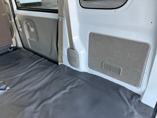 ＮＶ１００クリッパーバン ＤＸ　１オーナー　禁煙車　ＣＶＴ　コムテック製前後ドラレコ　ＥＴＣ　デュアルカメラサポート　衝突軽減ブレーキ　車線逸脱防止機能　誤発進抑制機能　アイストップ　ソナー　オートライト　Ｗエアバック（18枚目）