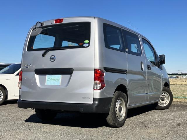 NV200バネットバン DX 1年保証 キーレス 純正ナビ フルセグ Bluetooth CD/SD USB ETC Wエアバック(5枚目)