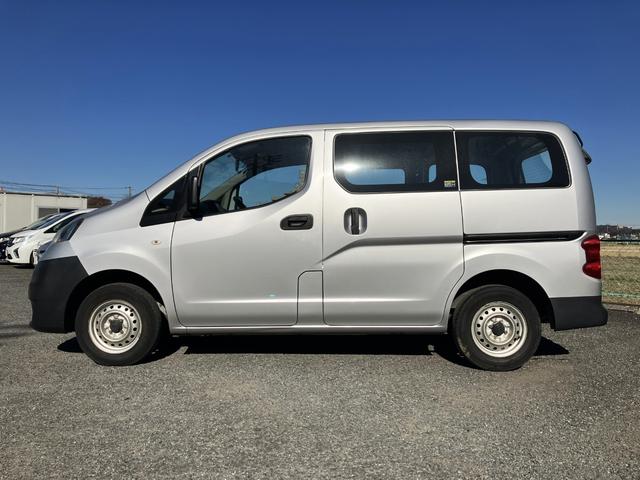 NV200バネットバン DX 1年保証 キーレス 純正ナビ フルセグ Bluetooth CD/SD USB ETC Wエアバック(7枚目)