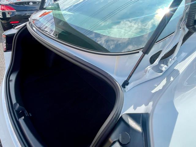 モデル３ ロングレンジ　ＡＷＤ　／１オーナー／禁煙車／保証付／ガラスルーフ／ダッシュカム／オートパイロット／純正ナビ／サイド＆バックカメラ／Ｂｌｕｅｔｏｏｔｈ／ＥＴＣ２．０／置くだけ充電／衝突軽減ブレーキ／パークトロニックセンサー（24枚目）