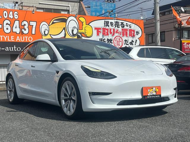 モデル３ ロングレンジ　ＡＷＤ　／１オーナー／禁煙車／保証付／ガラスルーフ／ダッシュカム／オートパイロット／純正ナビ／サイド＆バックカメラ／Ｂｌｕｅｔｏｏｔｈ／ＥＴＣ２．０／置くだけ充電／衝突軽減ブレーキ／パークトロニックセンサー（28枚目）