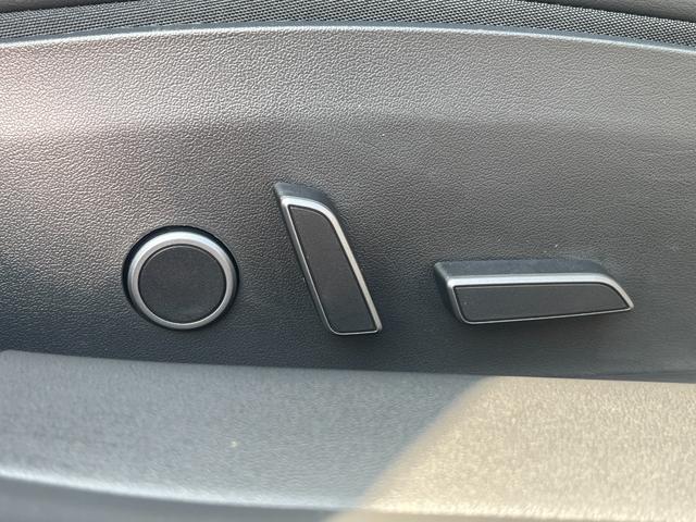 モデル３ ロングレンジ　ＡＷＤ　／１オーナー／禁煙車／保証付／ガラスルーフ／ダッシュカム／オートパイロット／純正ナビ／サイド＆バックカメラ／Ｂｌｕｅｔｏｏｔｈ／ＥＴＣ２．０／置くだけ充電／衝突軽減ブレーキ／パークトロニックセンサー（39枚目）