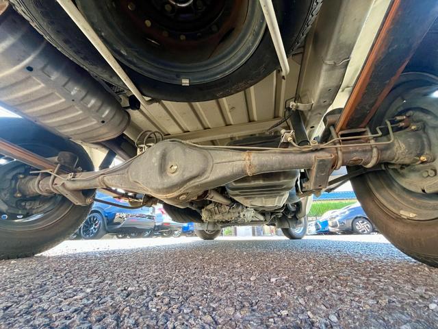キャリイトラック KCパワステ農繁仕様 /買取り直販車/禁煙車/4WD/5速マニュアル/カーナビ/ドライブレコーダー/外内装クリーニング済み(26枚目)