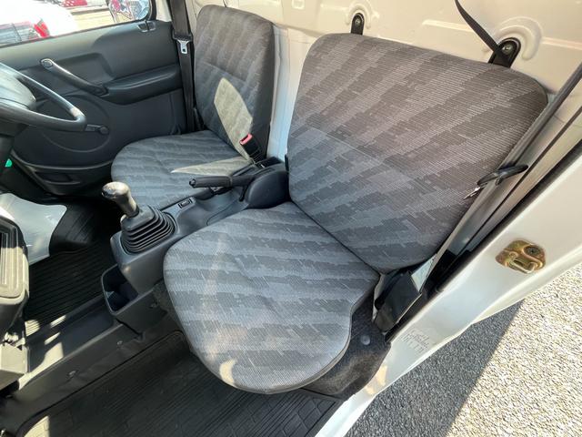 キャリイトラック KCパワステ農繁仕様 /買取り直販車/禁煙車/4WD/5速マニュアル/カーナビ/ドライブレコーダー/外内装クリーニング済み(41枚目)