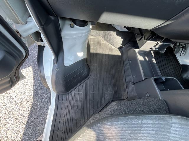 キャリイトラック KCパワステ農繁仕様 /買取り直販車/禁煙車/4WD/5速マニュアル/カーナビ/ドライブレコーダー/外内装クリーニング済み(42枚目)