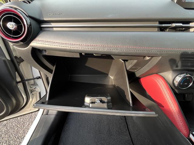 ＣＸ－３ ２０Ｓ　プロアクティブ　／１年保証／禁煙車／点検記録簿／半革シート／純正エアロ／ナビ／バックカメラ／ＥＴＣ／Ｂｌｕｅｔｏｏｔｈ／ＡＵＸ＆ＵＳＢ入力／障害物センサー／衝突軽減ブレーキ／ブラインドスポットモニター／ＬＥＤライト（57枚目）