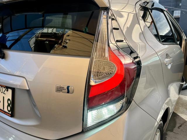 アクア Ｇ　／１オーナー／買取り直販車／後期型テール／ＬＥＤヘッドライト／ＬＥＤフォグランプ／ＬＥＤルームランプ／スマートキー／ナビ／ＴＶ／ブルートゥース／バックカメラ／ＥＴＣ／ドライブレコーダー／ＡＵＸ入力（10枚目）