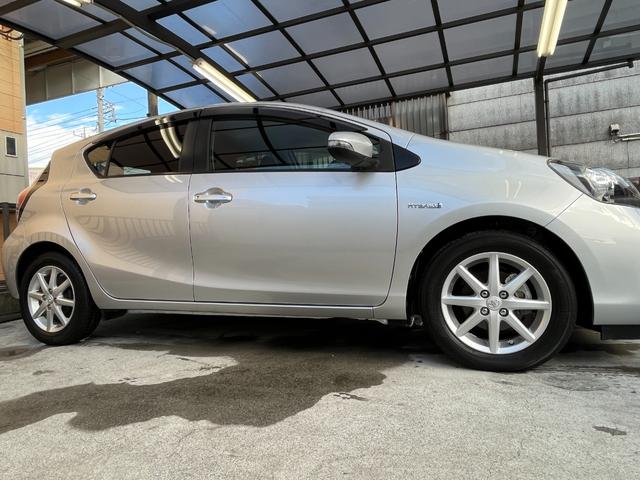 アクア Ｇ　／１オーナー／買取り直販車／後期型テール／ＬＥＤヘッドライト／ＬＥＤフォグランプ／ＬＥＤルームランプ／スマートキー／ナビ／ＴＶ／ブルートゥース／バックカメラ／ＥＴＣ／ドライブレコーダー／ＡＵＸ入力（16枚目）