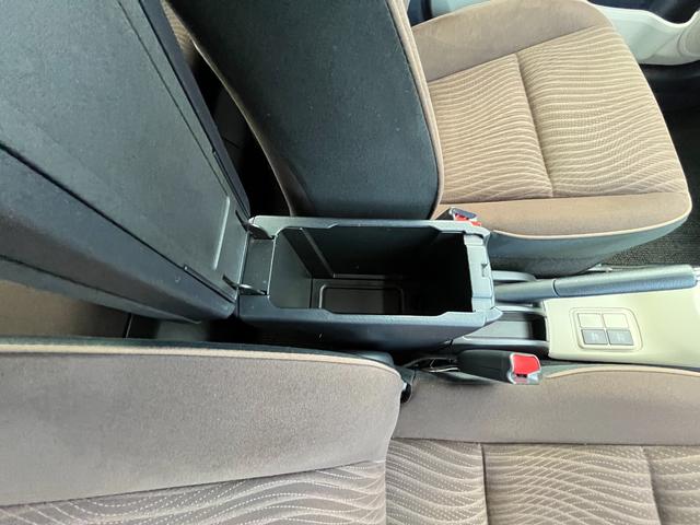 アクア Ｇ　／１オーナー／買取り直販車／後期型テール／ＬＥＤヘッドライト／ＬＥＤフォグランプ／ＬＥＤルームランプ／スマートキー／ナビ／ＴＶ／ブルートゥース／バックカメラ／ＥＴＣ／ドライブレコーダー／ＡＵＸ入力（50枚目）