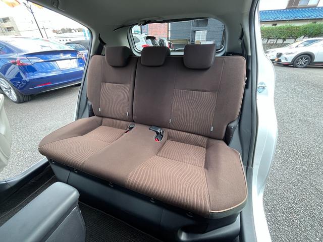 アクア Ｇ　／１オーナー／買取り直販車／後期型テール／ＬＥＤヘッドライト／ＬＥＤフォグランプ／ＬＥＤルームランプ／スマートキー／ナビ／ＴＶ／ブルートゥース／バックカメラ／ＥＴＣ／ドライブレコーダー／ＡＵＸ入力（59枚目）