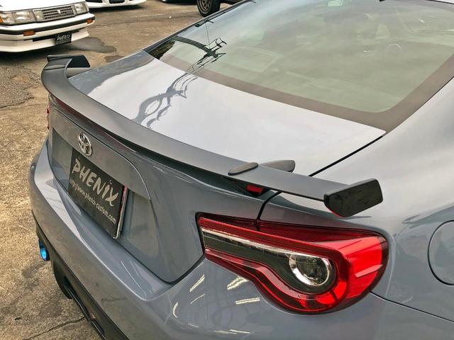 GTリミテッド ブラックパッケージ TRDエアロ HKS車高調・マフラー RAYS18インチアルミ バイパー セキュリティー・エンジンスターター ブレンボブレーキ ETC ドライブレコーダー バックカメラ ストラーダ フルセグナビ(20枚目)