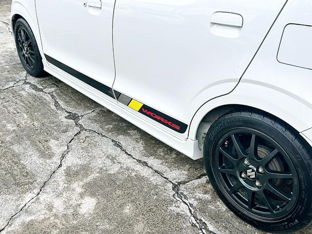 アルトワークス ベースグレード　モンスタースポーツＦバンパー　ＢＬＩＴＺ車高調　スズキワークス　リアウイング　ガレージベリー　リアディフューザーＥＣＵ書換え　ＨＫＳマフラー　カロッツェリア　フルセグナビ　ローポジションシートアダプタ（21枚目）