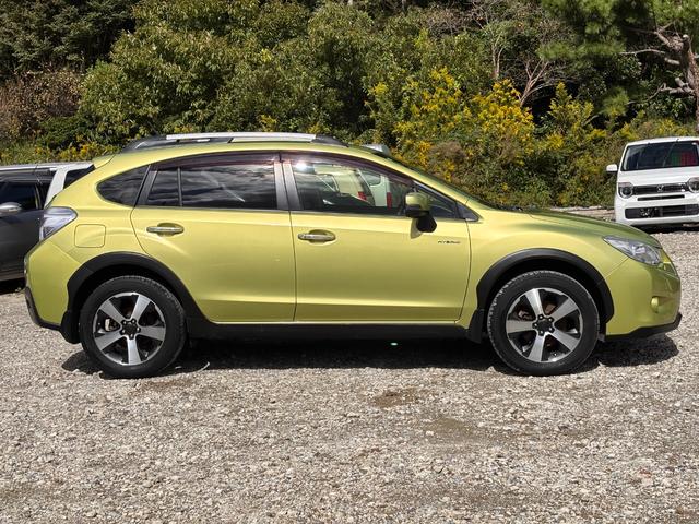 XVハイブリッド 2.0i-L アイサイト 4WD ハイブリッド パワーシート ドライブレコーダー ナビ TV バックカメラ ETC クルーズコントロール HID 17インチアルミホイール ワンオーナー 記録簿有(5枚目)