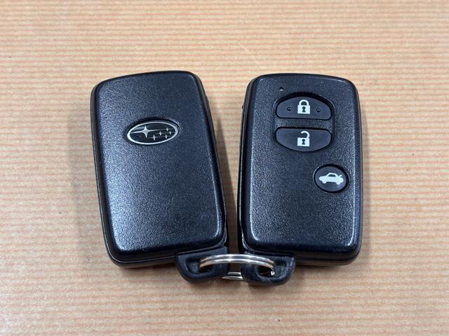 XVハイブリッド 2.0i-L アイサイト 4WD ハイブリッド パワーシート ドライブレコーダー ナビ TV バックカメラ ETC クルーズコントロール HID 17インチアルミホイール ワンオーナー 記録簿有(34枚目)