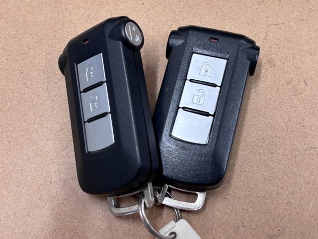 デイズルークス ハイウェイスター　ターボ　両側パワースライドドア　ドライブレコーダー　アラウンドビューモニター　日産純正ナビ　ＴＶ　Ｂｌｕｅｔｏｏｔｈ　ＥＴＣ　ステアリングスイッチ　オートＡ／Ｃ　スマートキー　１５インチアルミホイール（37枚目）