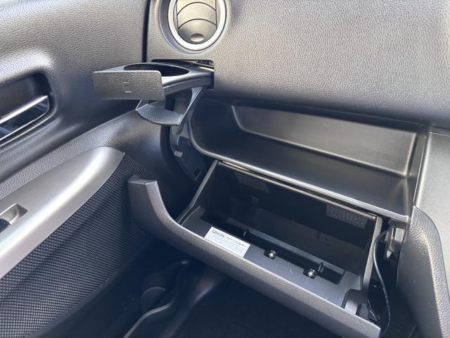 デイズルークス ハイウェイスター　ターボ　両側パワースライドドア　ドライブレコーダー　アラウンドビューモニター　日産純正ナビ　ＴＶ　Ｂｌｕｅｔｏｏｔｈ　ＥＴＣ　ステアリングスイッチ　オートＡ／Ｃ　スマートキー　１５インチアルミホイール（41枚目）