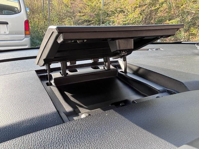 デイズルークス ハイウェイスター　ターボ　両側パワースライドドア　ドライブレコーダー　アラウンドビューモニター　日産純正ナビ　ＴＶ　Ｂｌｕｅｔｏｏｔｈ　ＥＴＣ　ステアリングスイッチ　オートＡ／Ｃ　スマートキー　１５インチアルミホイール（42枚目）