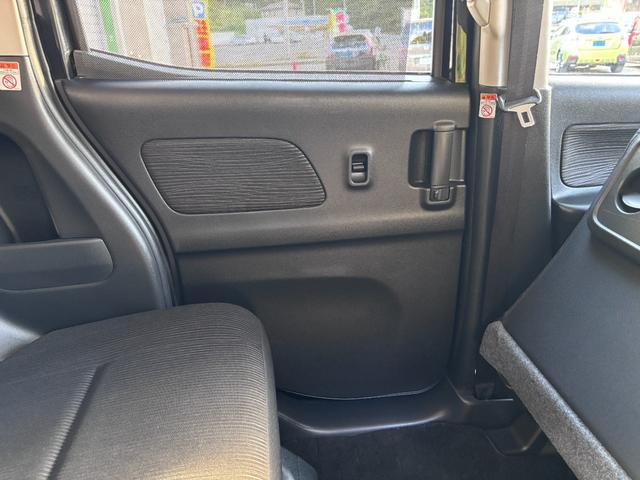 デイズルークス ハイウェイスター　ターボ　両側パワースライドドア　ドライブレコーダー　アラウンドビューモニター　日産純正ナビ　ＴＶ　Ｂｌｕｅｔｏｏｔｈ　ＥＴＣ　ステアリングスイッチ　オートＡ／Ｃ　スマートキー　１５インチアルミホイール（49枚目）