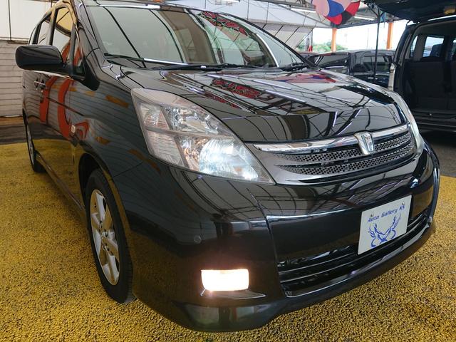 TOYOTA ISIS PLATANA