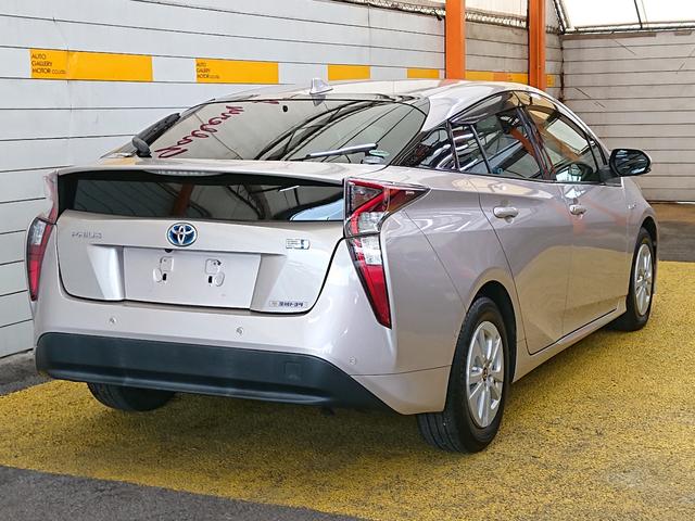 プリウス Sセーフティプラス ナビ 地デジ バックカメラ Bluetoothオーディオ ドライブレコーダー ETC プッシュスタート スマートキー(8枚目)