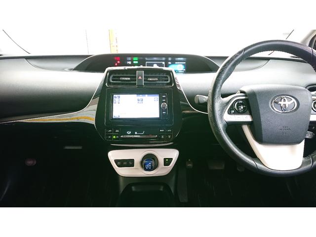 プリウス Sセーフティプラス ナビ 地デジ バックカメラ Bluetoothオーディオ ドライブレコーダー ETC プッシュスタート スマートキー(15枚目)