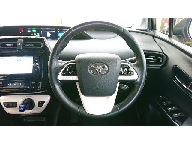 プリウス Sセーフティプラス ナビ 地デジ バックカメラ Bluetoothオーディオ ドライブレコーダー ETC プッシュスタート スマートキー(16枚目)