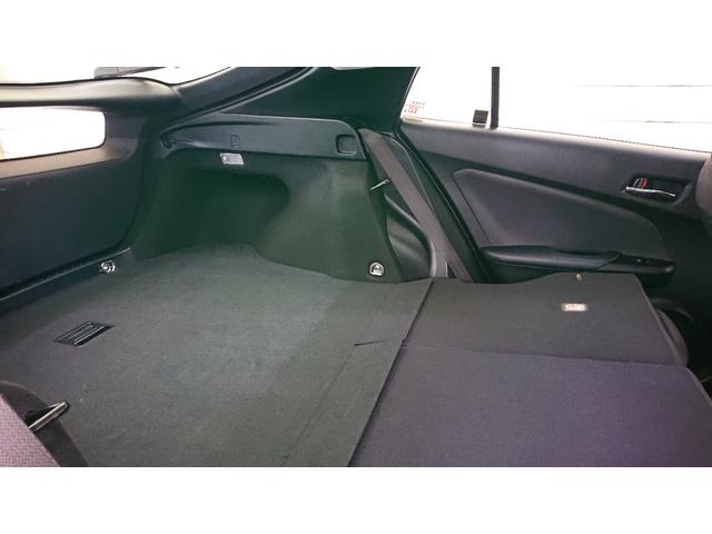 プリウス Sセーフティプラス ナビ 地デジ バックカメラ Bluetoothオーディオ ドライブレコーダー ETC プッシュスタート スマートキー(31枚目)