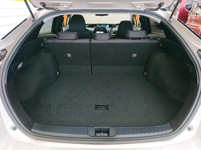 プリウス Sセーフティプラス ナビ 地デジ バックカメラ Bluetoothオーディオ ドライブレコーダー ETC プッシュスタート スマートキー(34枚目)