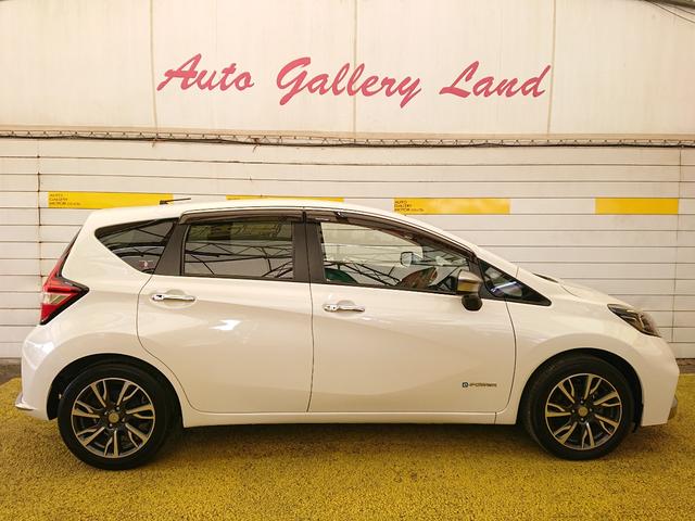 ノート ｅ－ｐｏｗｅｒ　モードプレミア　ブラックコンビ　ｅ－ｐｏｗｅｒ　モードプレミア　ブラックコンビ　ナビ　地デジ　Ｂｌｕｅｔｏｏｔｈオーディオ　ドライブレコーダー　衝突軽減ブレーキ　全方位モニター　ＥＴＣ　スマートルームミラー　ＬＥＤヘッドライト（4枚目）