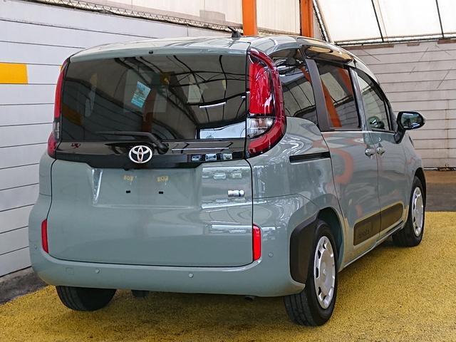 シエンタ ハイブリッドG 純正ナビ 地デジ Bluetoothオーディオ バックカメラ 衝突軽減ブレーキ レーダークルーズコントロール 両側電動スライドドア ETC プッシュスタート スマートキー ステアリングスイッチ(8枚目)