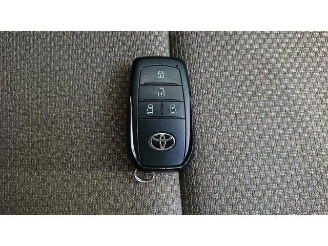 シエンタ ハイブリッドG 純正ナビ 地デジ Bluetoothオーディオ バックカメラ 衝突軽減ブレーキ レーダークルーズコントロール 両側電動スライドドア ETC プッシュスタート スマートキー ステアリングスイッチ(19枚目)