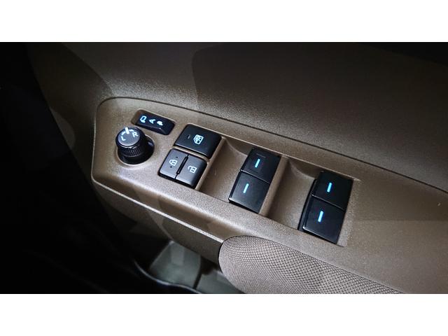 シエンタ ハイブリッドG 純正ナビ 地デジ Bluetoothオーディオ バックカメラ 衝突軽減ブレーキ レーダークルーズコントロール 両側電動スライドドア ETC プッシュスタート スマートキー ステアリングスイッチ(20枚目)