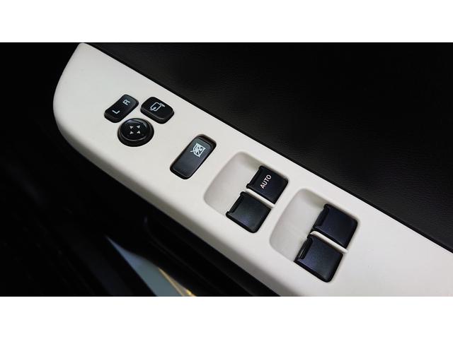 アルト Ｘ　ナビ　ワンセグ　ドライブレコーダー　ＥＴＣ　衝突軽減ブレーキ　シートヒーター　プッシュスタート　スマートキー　アイドリングストップ　純正アルミホイール（22枚目）